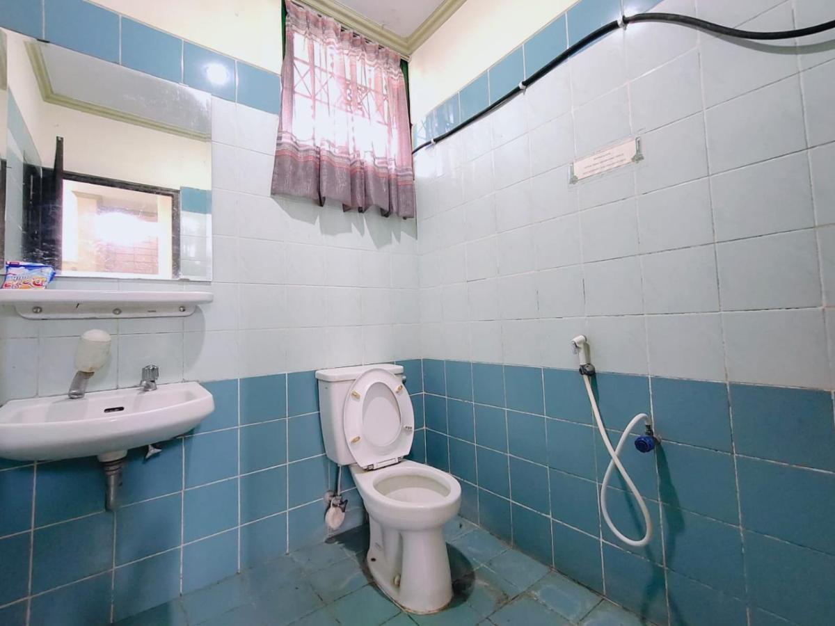 Villa Semesta Cikundul Esterno foto